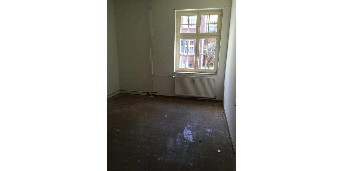 Erdgeschoßwohnung Duisburg Huckingen - 3 Zimmer, 70 m&sup2;, 350&euro; | Angebot:26661759