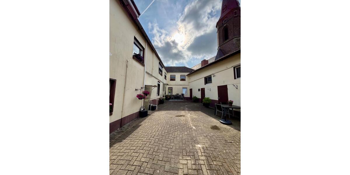 Mehrfamilienhaus, Wohnhaus Niederkrüchten - 325.000&euro; | Angebot:21106423