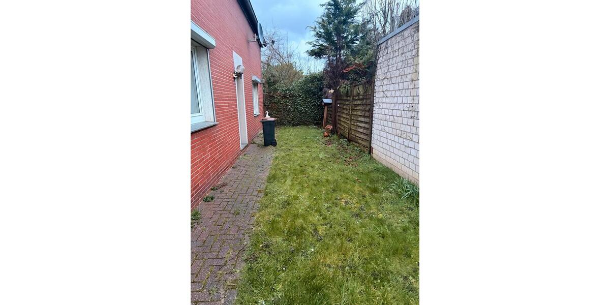 Etagenwohnung Kaarst - 4 Zimmer, 138 m&sup2;, 1.050&euro; | Angebot:25616668