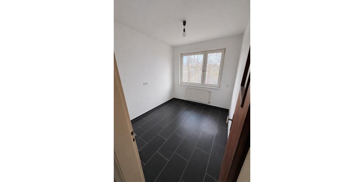 Etagenwohnung Duisburg Beeck - 2.5 Zimmer, 49 m&sup2;, 320&euro; | Angebot:26660194
