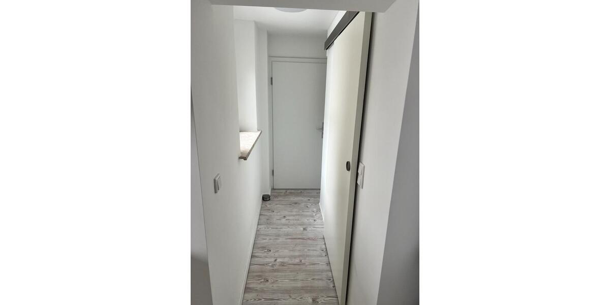 Etagenwohnung Krefeld - 1.5 Zimmer, 30 m&sup2;, 850&euro; | Angebot:25234460