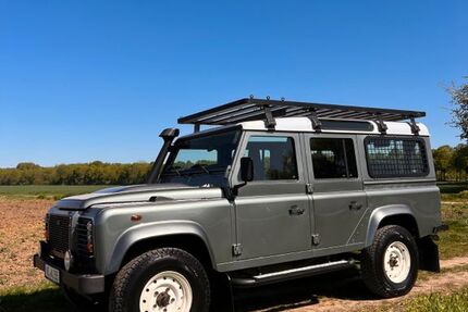 Land Rover Defender 92.000 km 49.500 &euro; Korschenbroich 41352