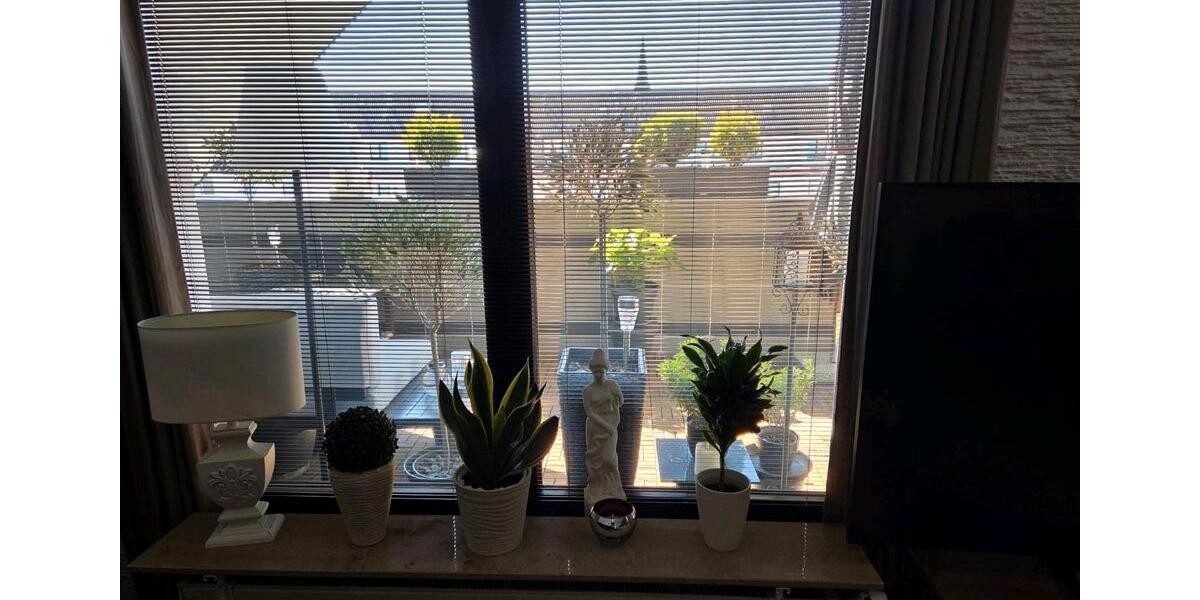 Dachgeschoßwohnung Krefeld Cracau - 3 Zimmer, 85 m&sup2;, 140.000&euro; | Angebot:26084764