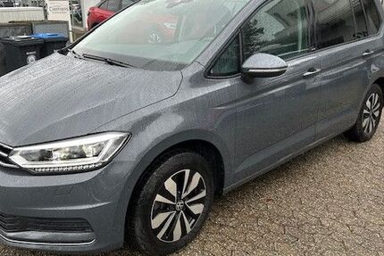 VW Touran 14.930 km 33.550 &euro; Düsseldorf 40472