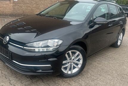 VW Golf 334.451 km 7.990 &euro; Düsseldorf 40597