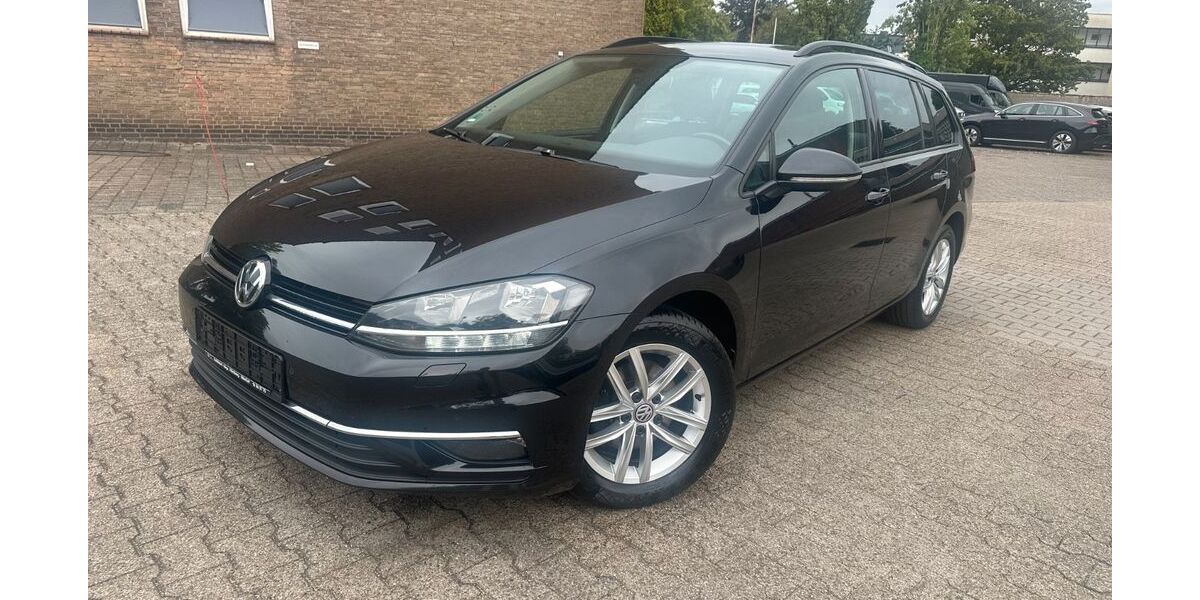 VW Golf 334.451 km 7.990 &euro; Düsseldorf 40597