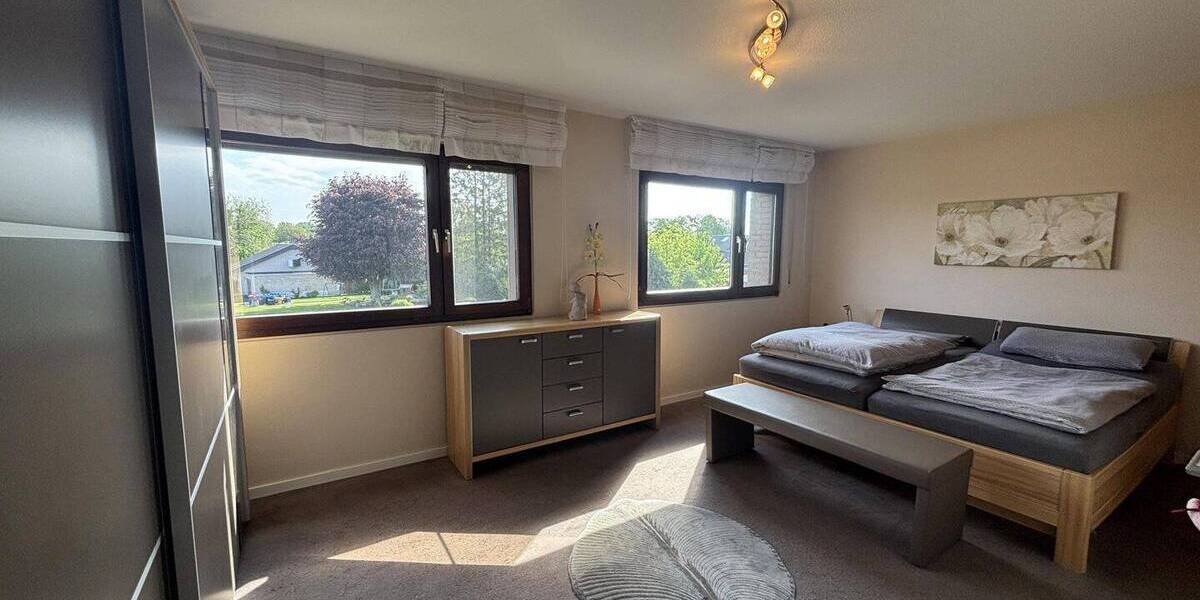 Doppelhaushälfte Krefeld Hüls - 4 Zimmer, 110 m&sup2;, 385.000&euro; | Angebot:26881631