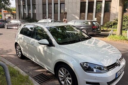 VW Golf 209.000 km 8.600 &euro; Düsseldorf 40470