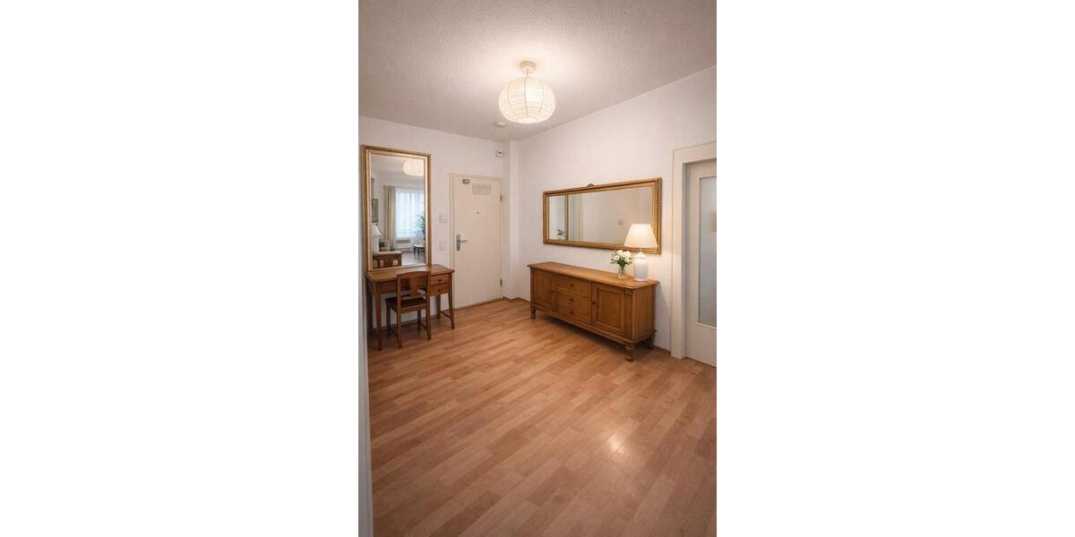 Hochparterre Düsseldorf Stadtbezirk 2 - 2 Zimmer, 60 m&sup2;, 850&euro; | Angebot:25979658