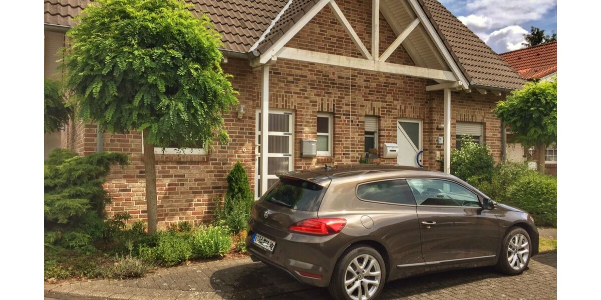 VW Scirocco 97.577 km 12.500 &euro; Mönchengladbach 41065
