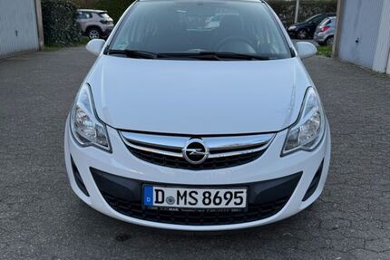 Opel Corsa 111.677 km 3.100 &euro; Düsseldorf 40549