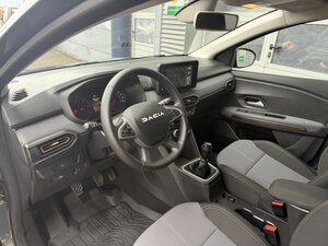 Dacia Sandero III 1.0 TCe LPG ECO-G +Kamera+Panorama+ 10.408 km 16.998 &euro; Meerbusch 40667