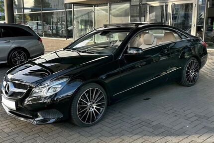 Mercedes-Benz E 250 71.770 km 22.999 &euro; Düsseldorf 40595