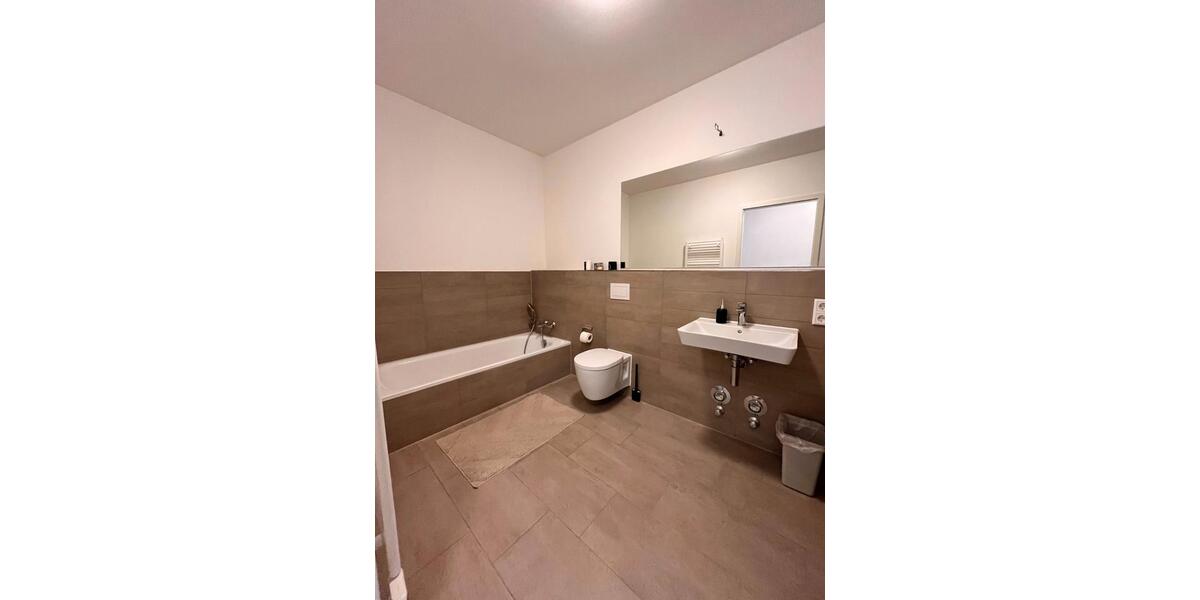 Etagenwohnung Düsseldorf Pempelfort - 3 Zimmer, 87 m&sup2;, 1.388&euro; | Angebot:26506488