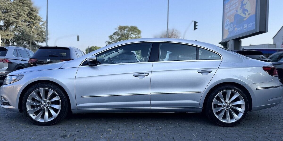 VW Passat CC Highline/Autom,/ Leder/PANO/5 Sitze 180.000 km 10.490 &euro; Mönchengladbach 41066