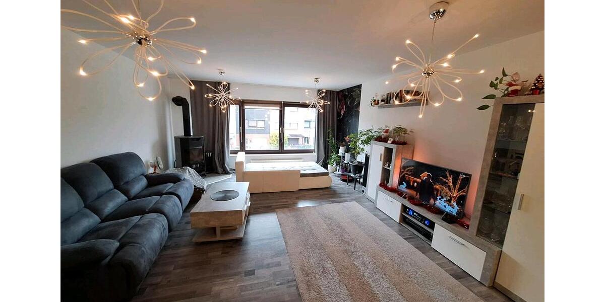 Reihenhaus Jüchen - 5 Zimmer, 135 m&sup2;, 415.000&euro; | Angebot:23859807