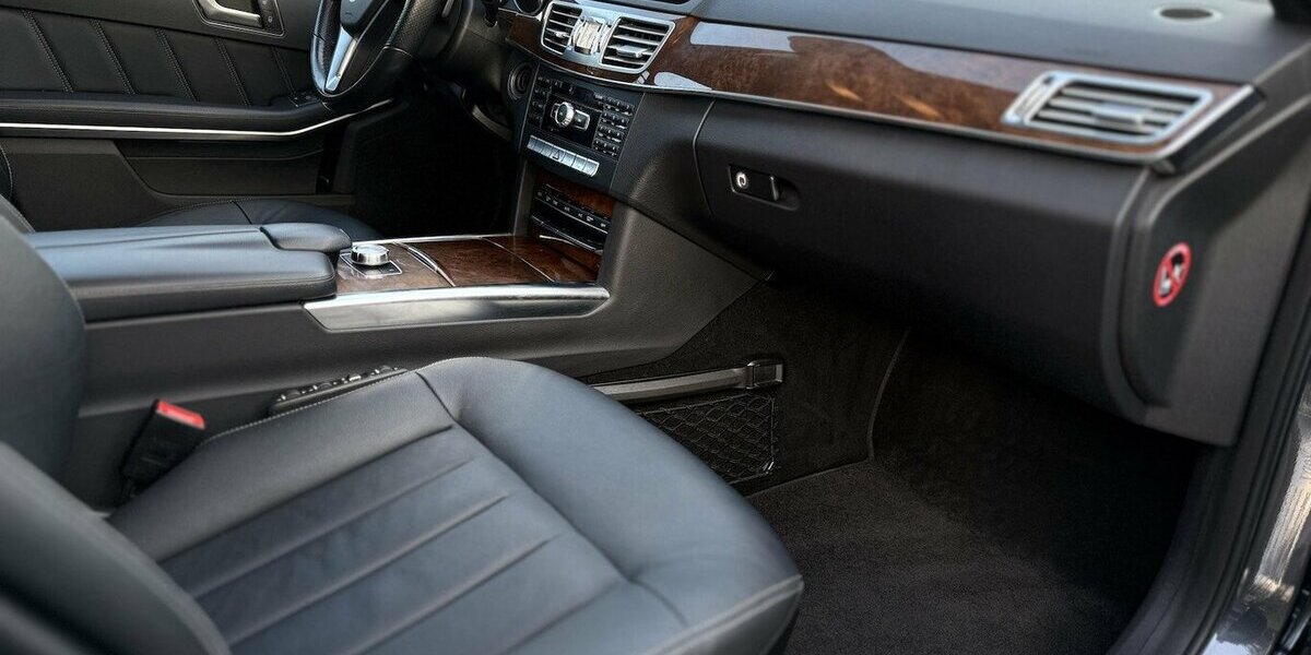 Mercedes-Benz E 350 d/ PANO / Kamera / Leder / Navi / EURO 6 100.000 km 22.290 &euro; Mönchengladbach 41066