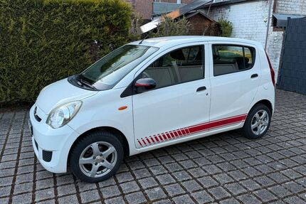 Daihatsu Cuore 122.000 km 2.100 &euro; Tönisvorst 47918