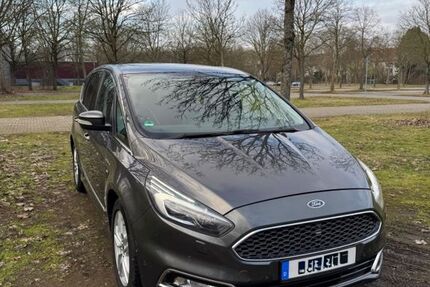 Ford S-Max 198.000 km 14.600 &euro; Duisburg 47228