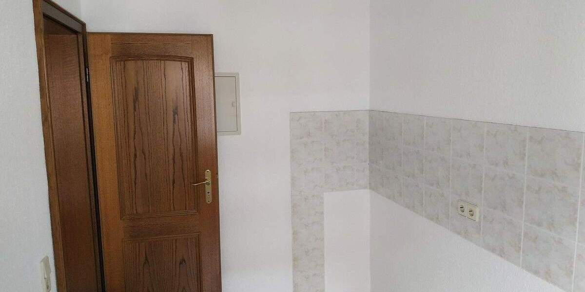 Etagenwohnung Krefeld Hüls - 2 Zimmer, 74 m&sup2;, 850&euro; | Angebot:25760379