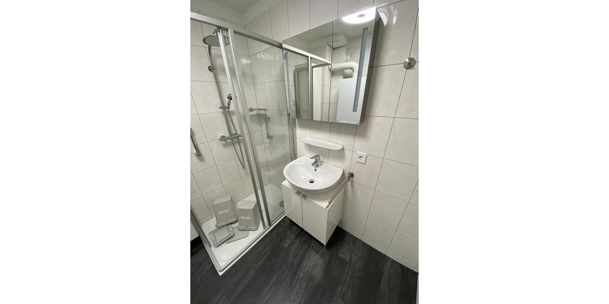 Erdgeschoßwohnung Kaarst - 2 Zimmer, 72 m&sup2;, 265.000&euro; | Angebot:27024014