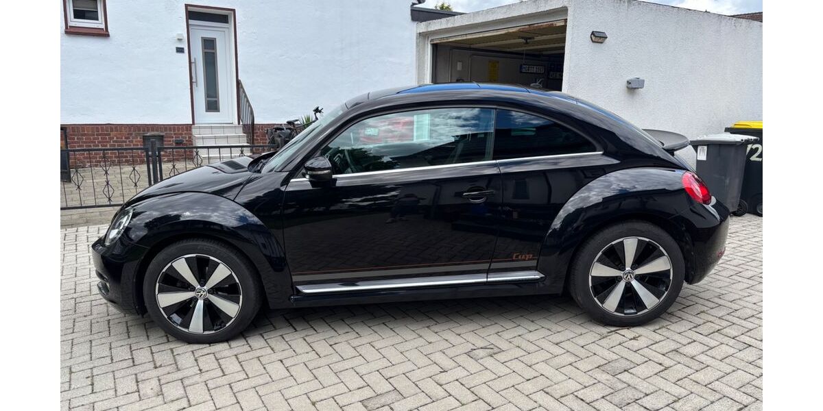 VW Beetle 98.000 km 10.790 &euro; Kamp-Lintfort 47475