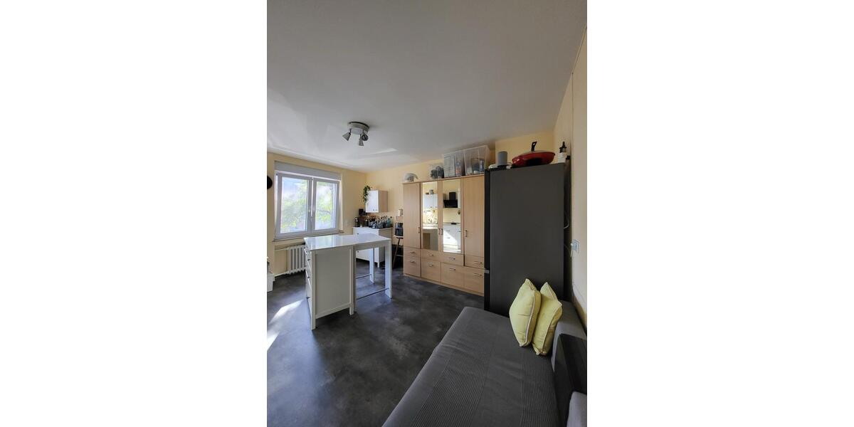 Etagenwohnung Krefeld Cracau - 3 Zimmer, 83 m&sup2;, 890&euro; | Angebot:27585288