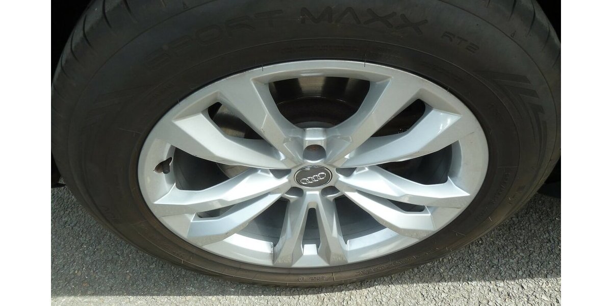 Audi Q7 55e TFSI Quattro Leder Matrix Panorama Air 170.000 km 34.900 &euro; Ratingen 40885