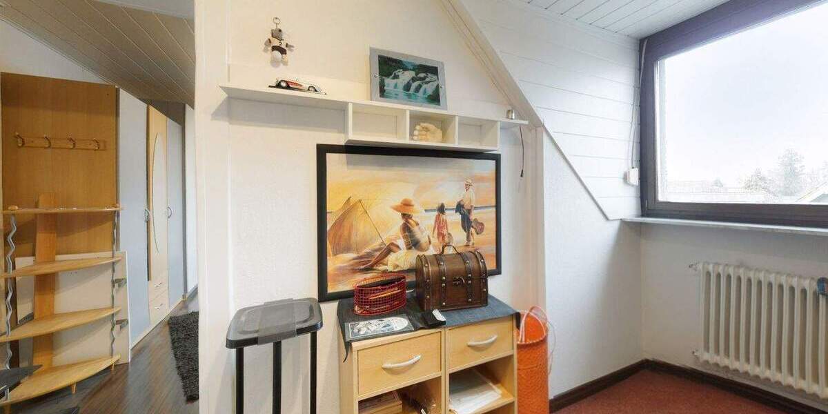 Doppelhaushälfte Mönchengladbach Wickrathhahn - 8 Zimmer, 200 m&sup2;, 249.000&euro; | Angebot:25686669