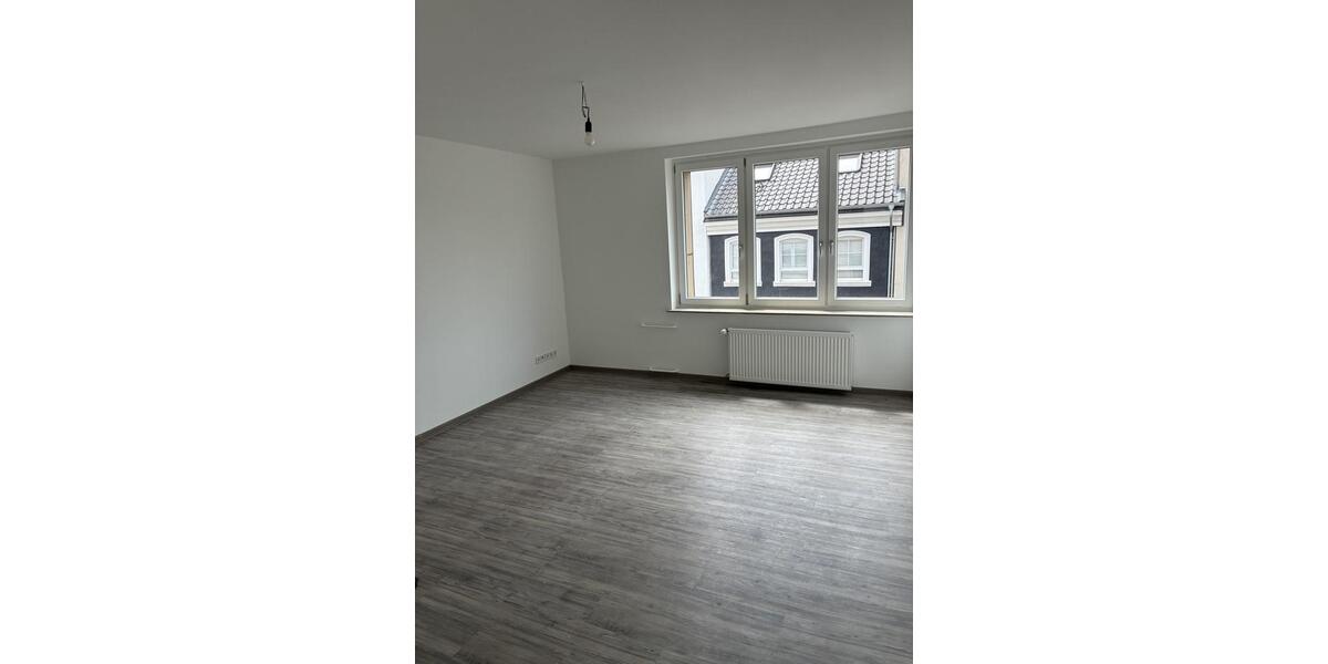 Etagenwohnung Duisburg - 4 Zimmer, 120 m&sup2;, 1.130&euro; | Angebot:26439190