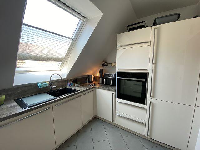 Dachgeschoßwohnung Moers Rheinkamp - 3 Zimmer, 89 m&sup2;, 288.000&euro; | Angebot:27068455