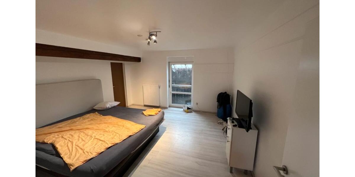 Etagenwohnung Wegberg - 5 Zimmer, 178 m&sup2;, 1.450&euro; | Angebot:24331848