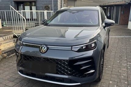 VW Tayron 11.300 km 50.999 &euro; Korschenbroich 41352