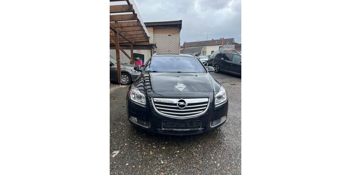 Opel Insignia 175.000 km 6.799 &euro; Düsseldorf 40231