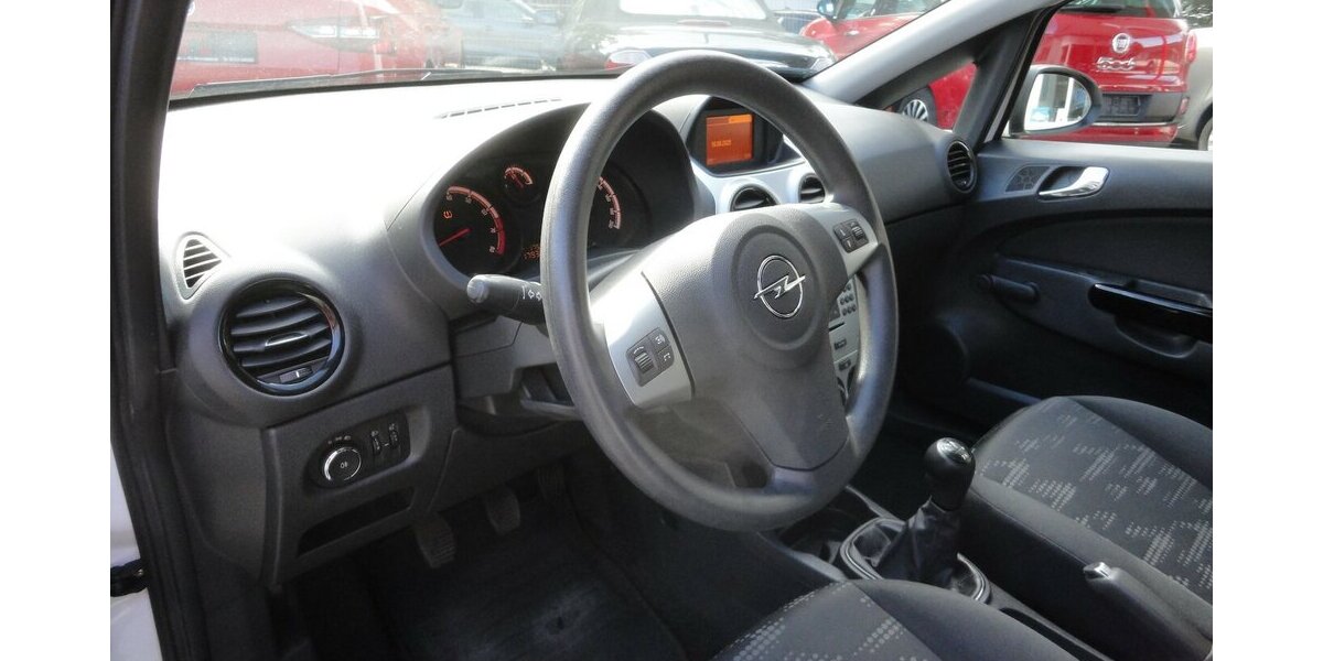 Opel Corsa Selection Klima Kette+TÜV neu S.heft 179.000 km 3.700 &euro; Neuss 41462