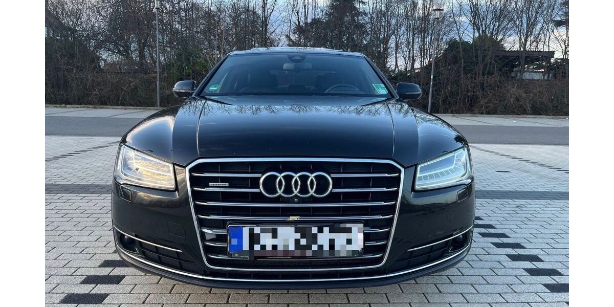 Audi A8 269.000 km 19.500 &euro; Moers 47441