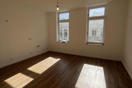 Wohnung Krefeld Cracau - 2.5 Zimmer, 50 m&sup2;, 570&euro; | Angebot:26013997