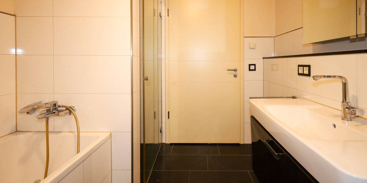 Etagenwohnung Hilden - 4 Zimmer, 107 m&sup2;, 399.000&euro; | Angebot:25970585