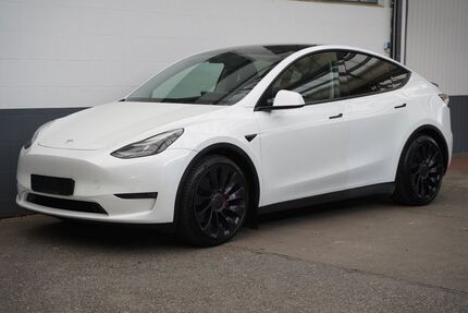 Tesla Model Y 29.094 km 41.550 &euro; Mönchengladbach 41236