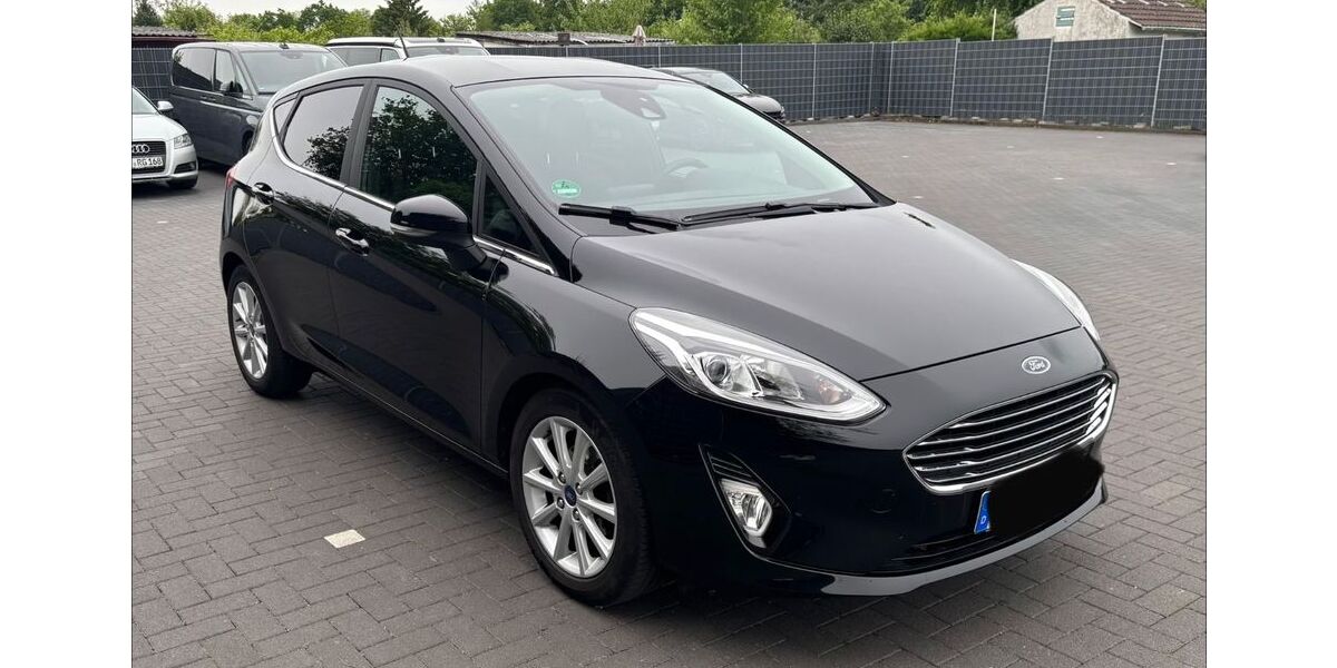 Ford Fiesta 79.000 km 9.299 &euro; Krefeld 47800