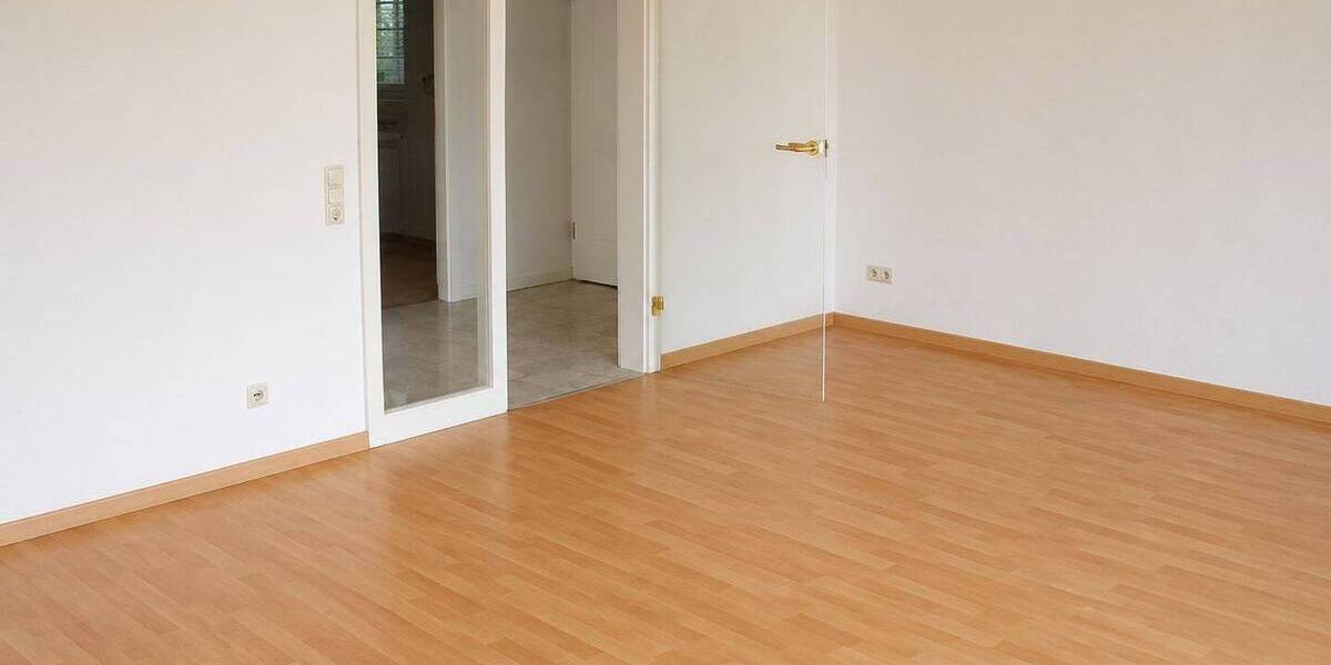 Etagenwohnung Krefeld / Bockum Bockum - 3 Zimmer, 94 m&sup2;, 298.000&euro; | Angebot:26731113