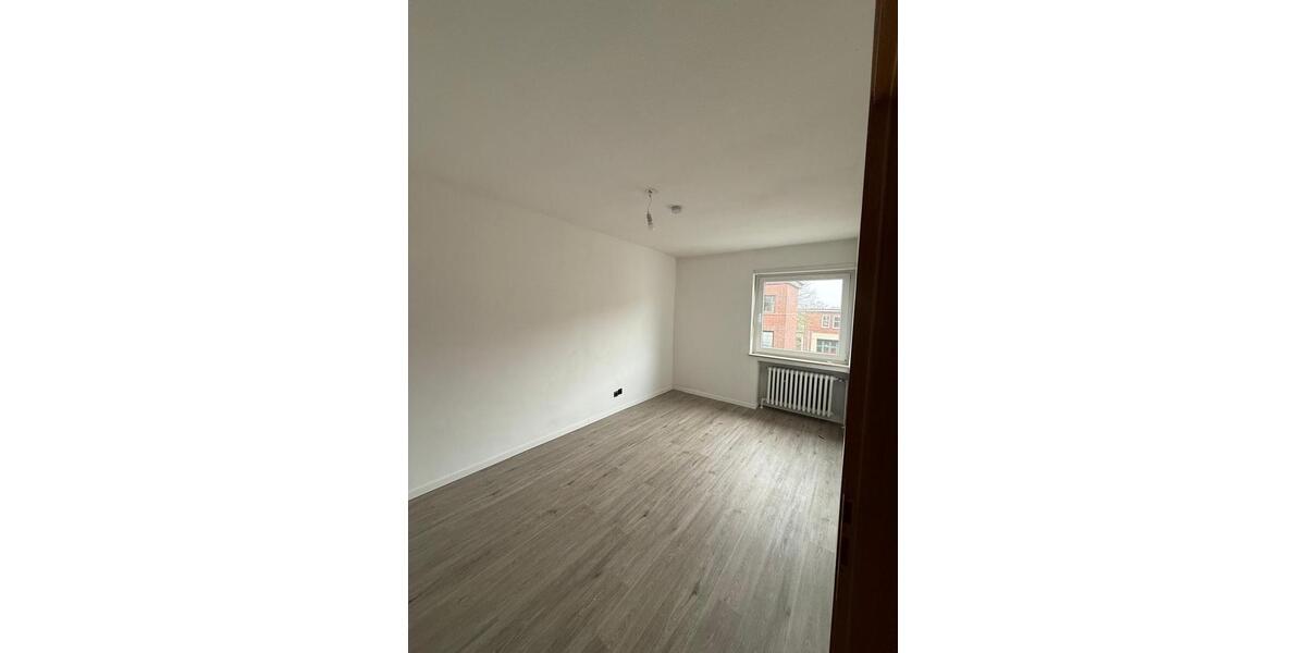 Etagenwohnung Viersen - 3 Zimmer, 84 m&sup2;, 900&euro; | Angebot:26020349
