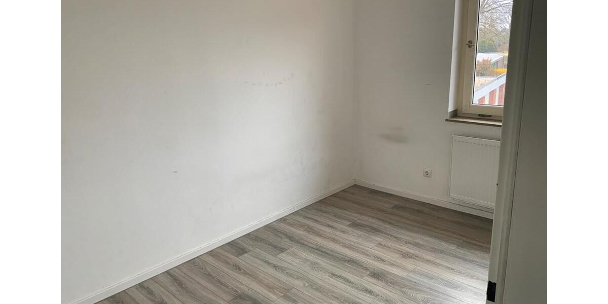 Etagenwohnung Brüggen - 3 Zimmer, 76 m&sup2;, 1.000&euro; | Angebot:25571174