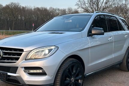 Mercedes-Benz ML 350 168.000 km 15.990 &euro; Neukirchen-Vluyn 47506