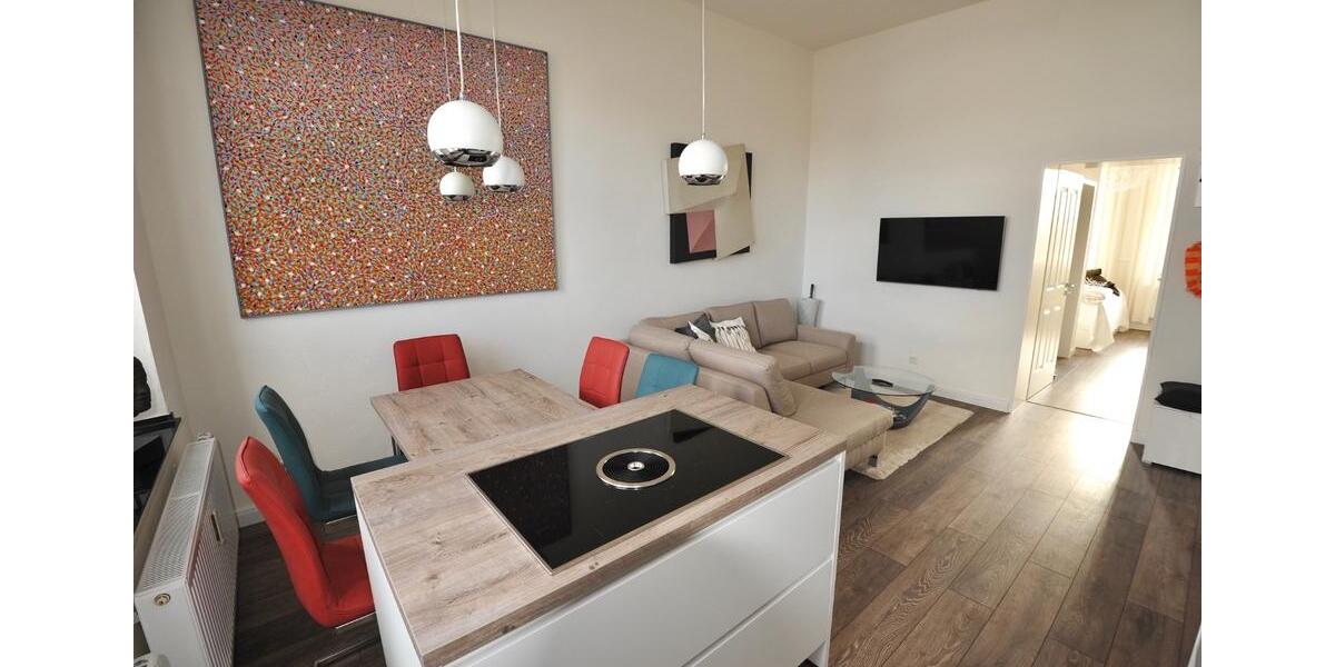 Etagenwohnung Düsseldorf Flingern Süd - 1 Zimmer, 42 m&sup2;, 1.550&euro; | Angebot:26533976