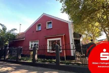 Haus Ratingen Tiefenbroich - 8 Zimmer, 214 m&sup2;, 666.666&euro; | Angebot:27219316