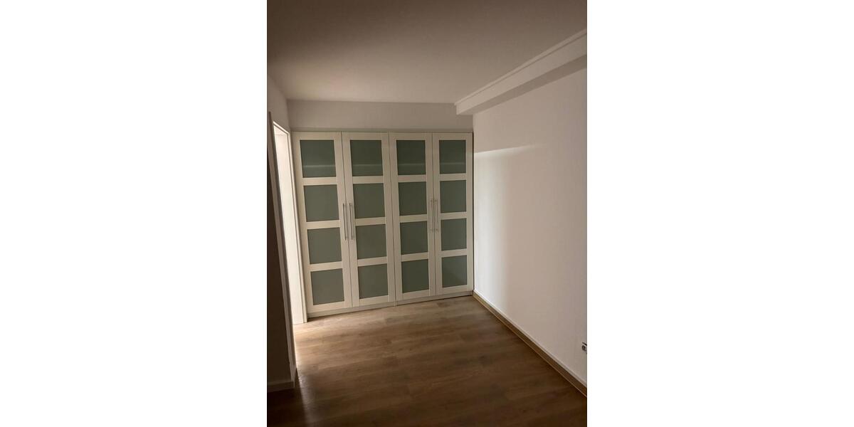 Etagenwohnung Wegberg - 3 Zimmer, 100 m&sup2;, 880&euro; | Angebot:25926359