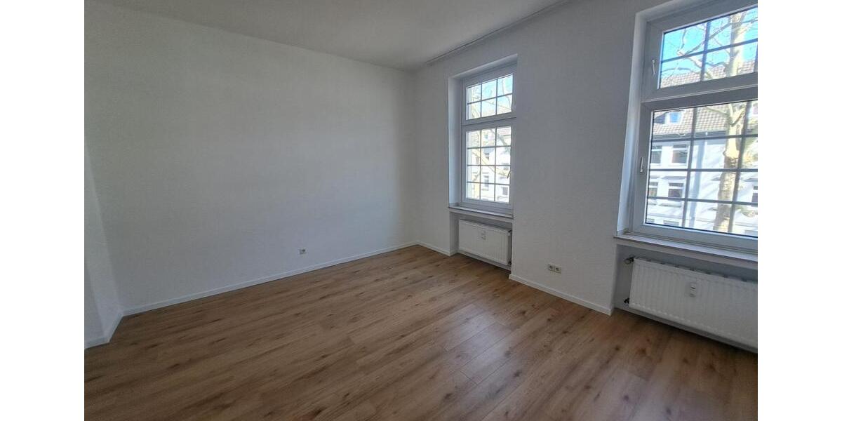 Etagenwohnung Krefeld Benrad - 3 Zimmer, 96 m&sup2;, 950&euro; | Angebot:25541228