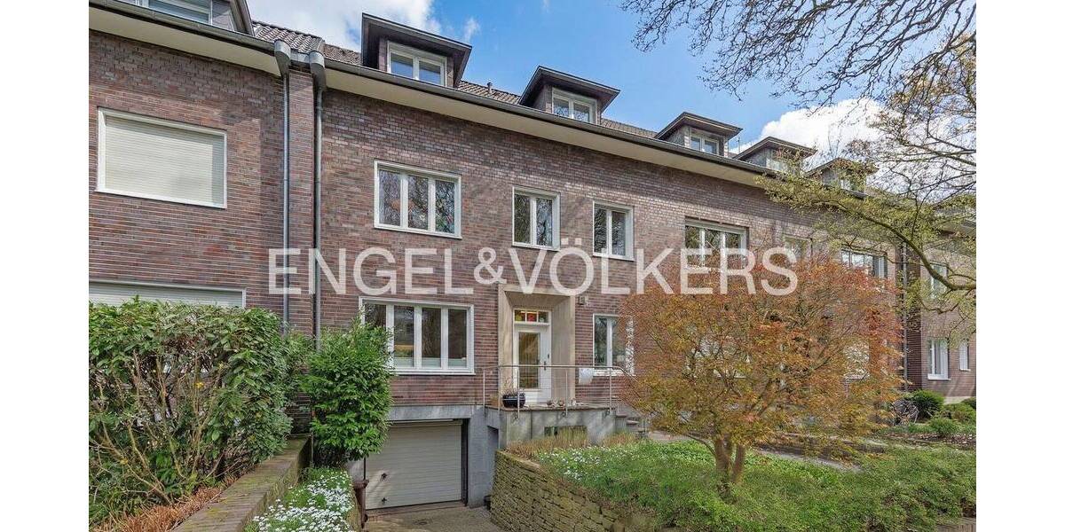 Mehrfamilienhaus, Wohnhaus Krefeld Cracau - 8 Zimmer, 256 m&sup2;, 3.200&euro; | Angebot:26364144