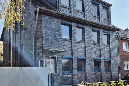 Wohnung Krefeld Gellep-Stratum - 2.5 Zimmer, 68 m&sup2;, 850&euro; | Angebot:25978284